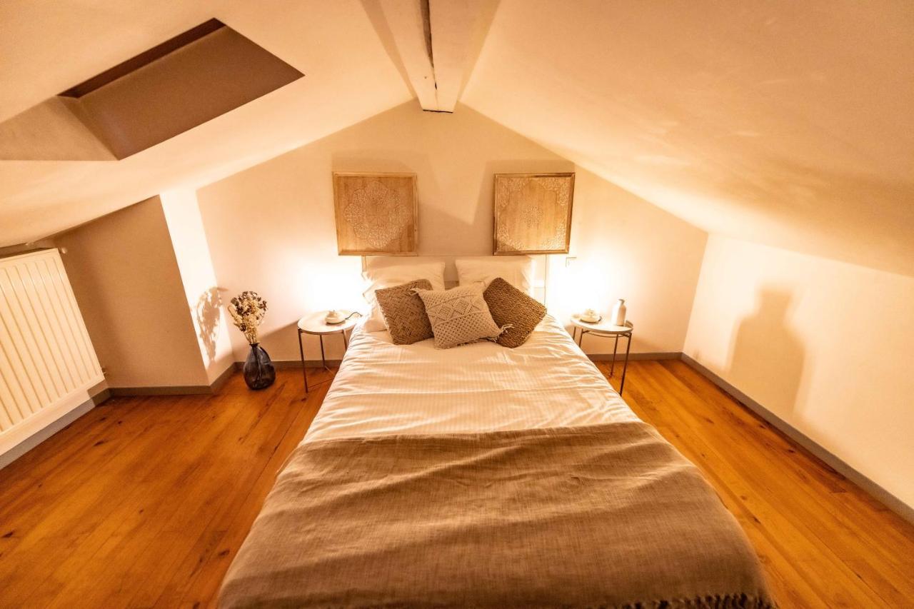 Duplex Typique Centre Apartment