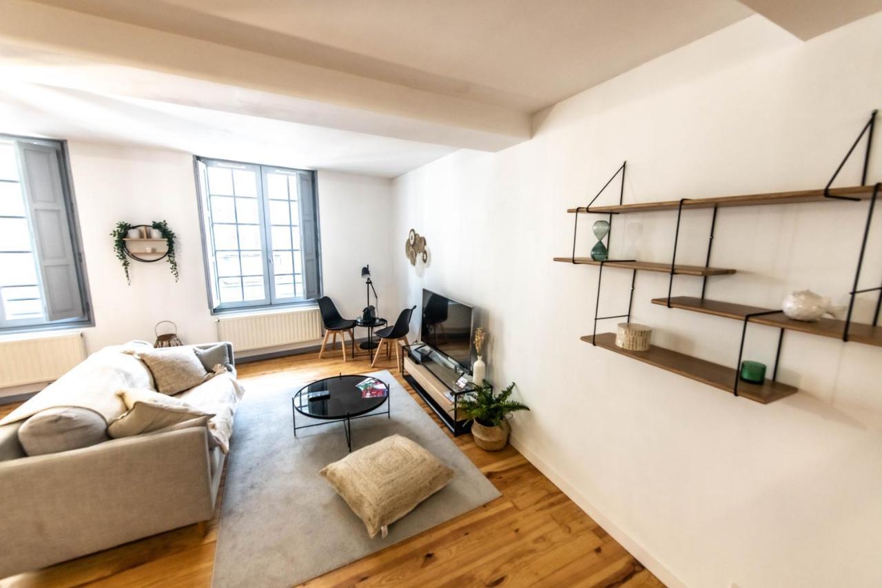 Appartement Duplex Typique Centre *